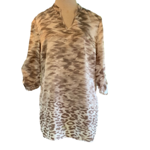 3-$30 CHICOS medium (1) travelers tunic top